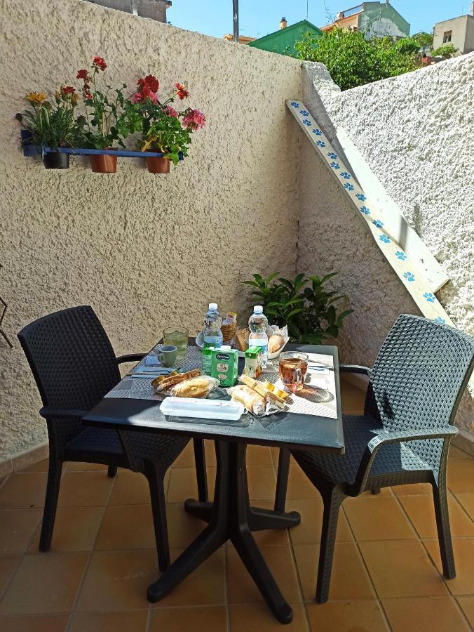 Appartamento Casa Alberto Villasimius Esterno foto